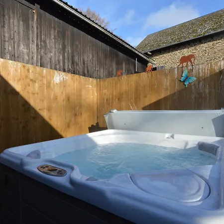 In With Sauna, Terrace, Bbq, Cleaning Included Holiday home *